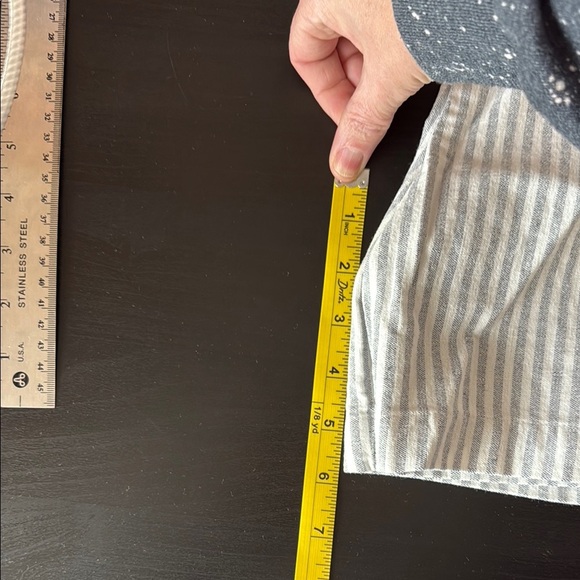 NWT Merona Striped Chino Shorts in Blue and White Sz 16 - Picture 2 of 6